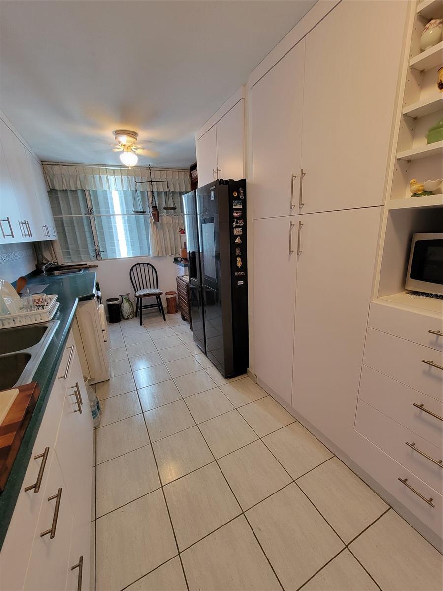 COND. KING'S COURT, SANTURCE, PR - Residential