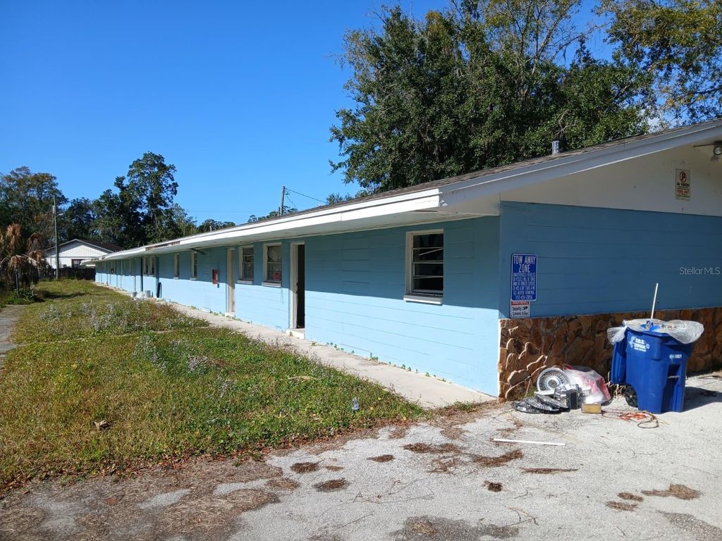 Photo of 740 NE 5th Avenue, Crystal River, FL 34428 (MLS # W7883744)