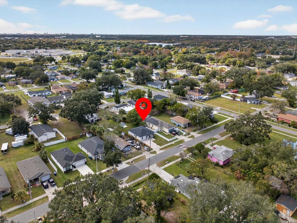 Photo of 4438 W Gore Avenue, Orlando, FL 32811 (MLS # S5140389)