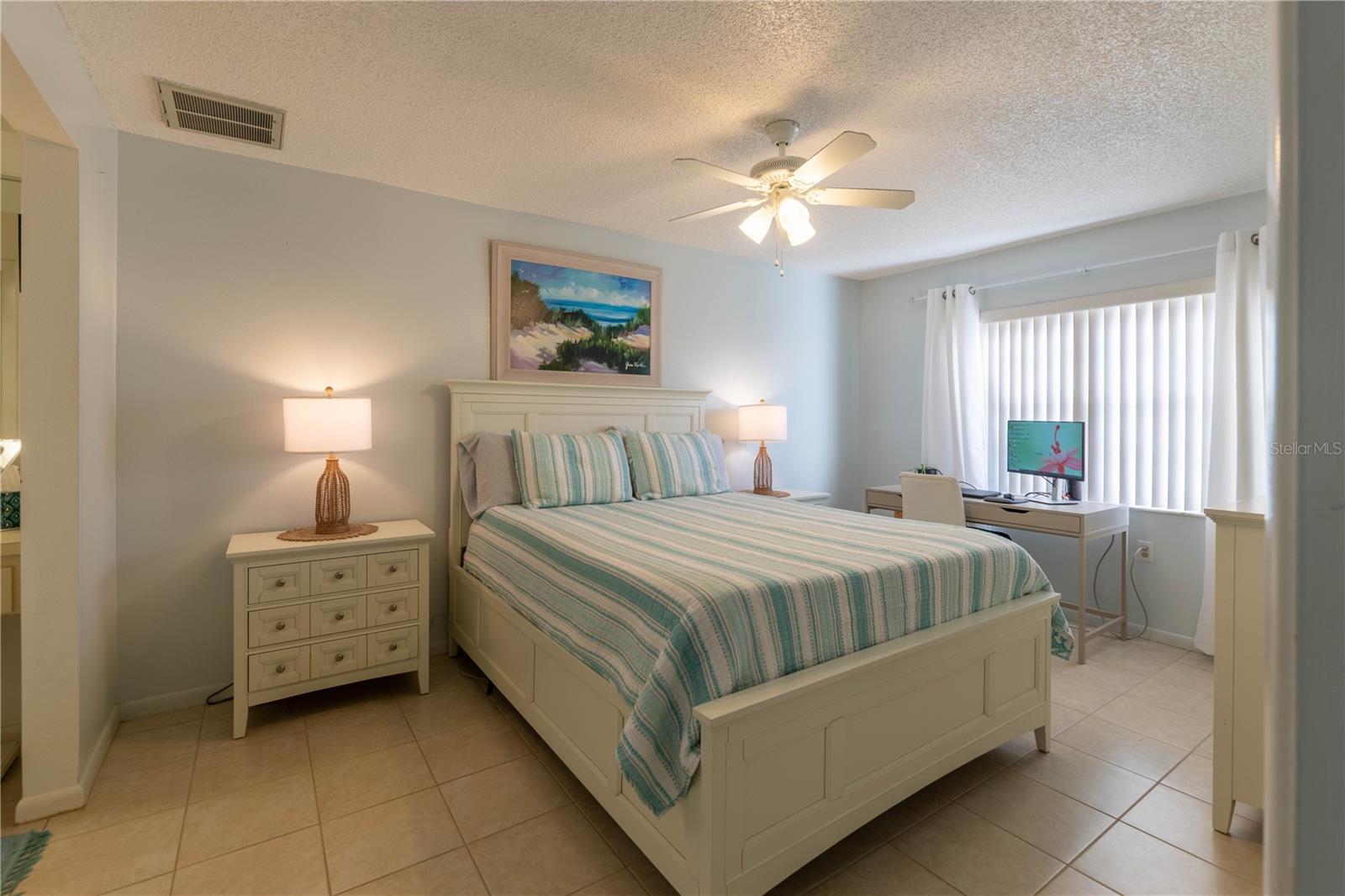 SUNRISE SQUARE VILLAS CONDO - Residential