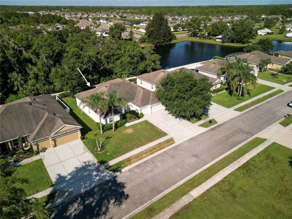 Photo of 695 Grape Ivy Lane, New Smyrna Beach, FL 32168 (MLS # NS1088514)