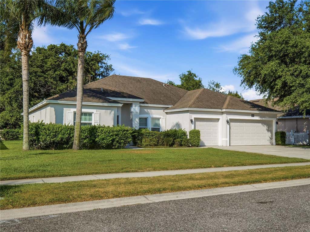 Photo of 695 Grape Ivy Lane, New Smyrna Beach, FL 32168 (MLS # NS1088514)