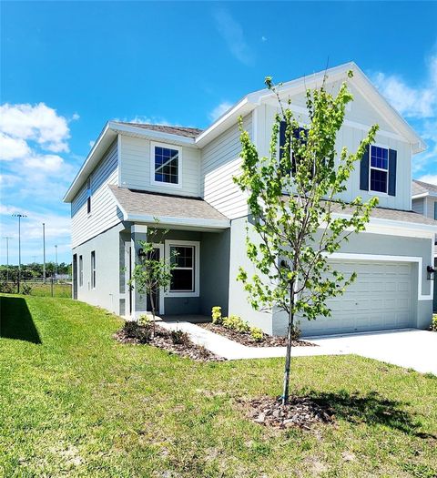 A home in WINTER HAVEN