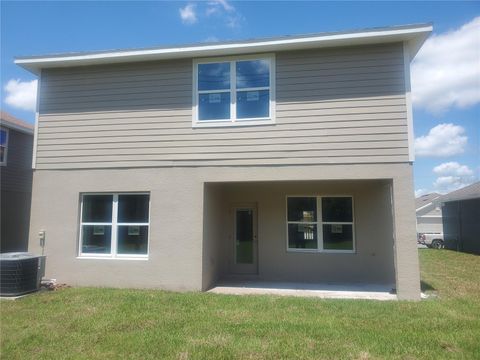 A home in WINTER HAVEN