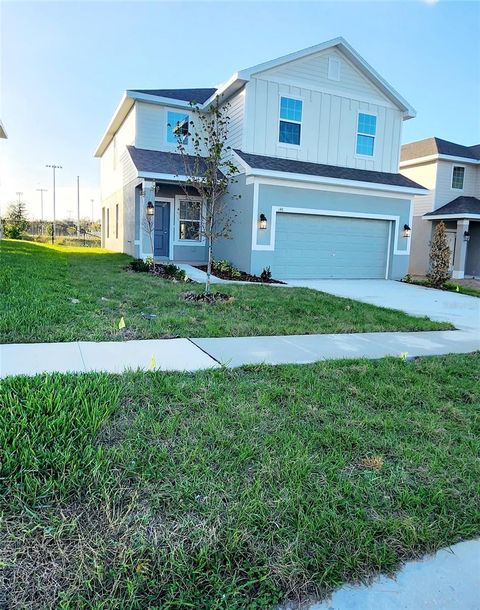 A home in WINTER HAVEN