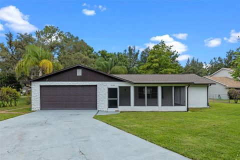Photo of 1008 Pine Meadows Golf Course Road, Eustis, FL 32726 (MLS # O6331728) Photo of 1008 Pine Meadows Golf Course Road, Eustis, FL 32726 (MLS # O6331728)