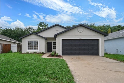 939 PONDEROSA PINE COURT ORLANDO FL 32825