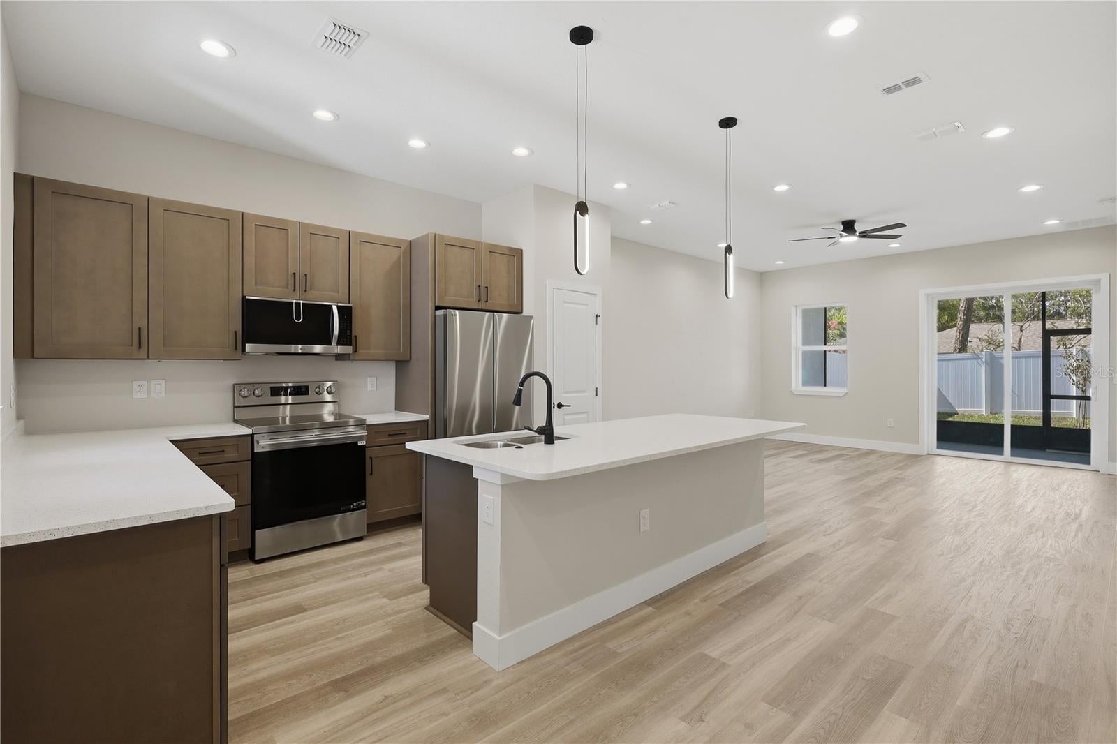 4 SLATOR COURT