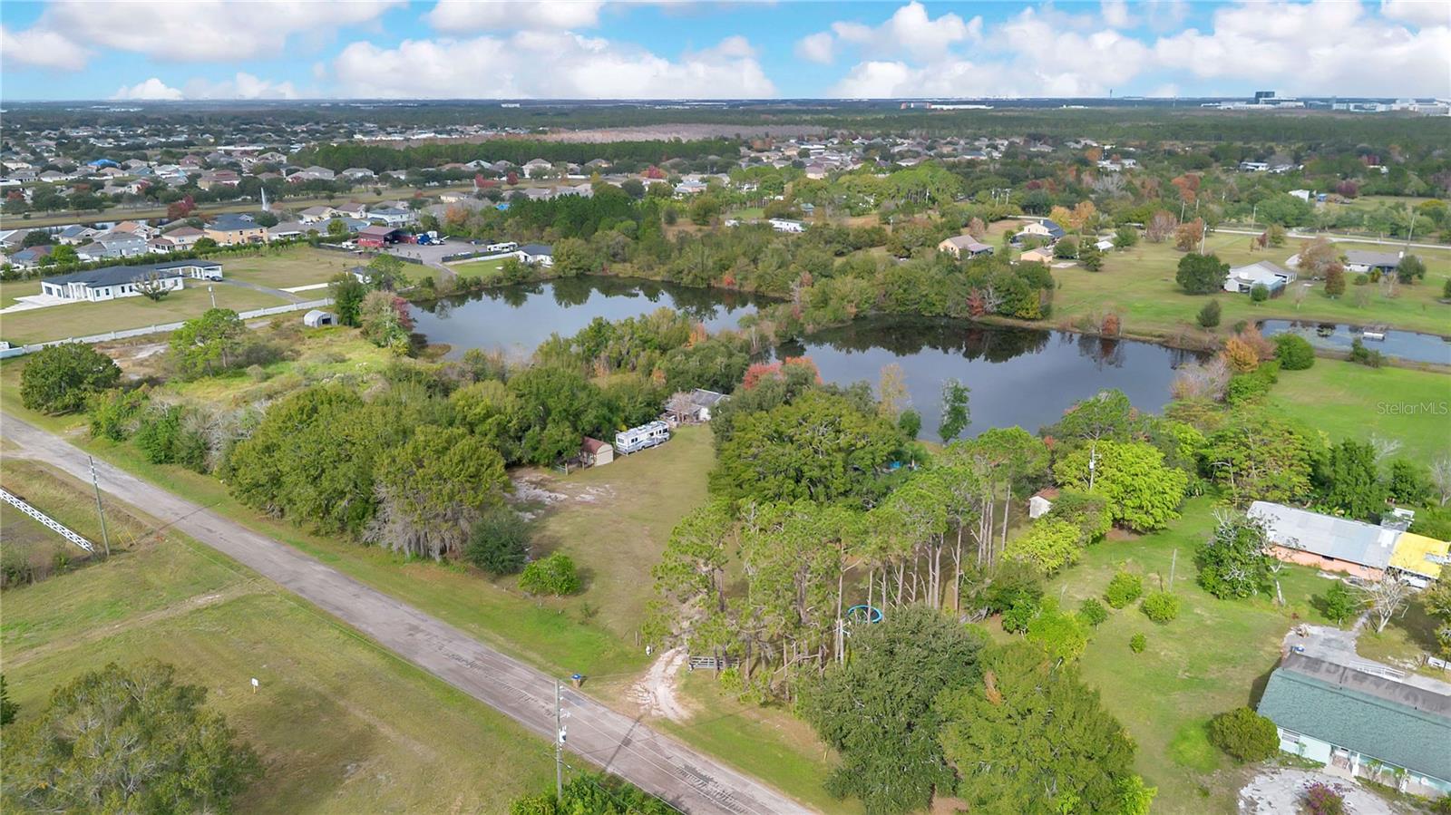 SOUTH SEMORAN FARMS UN 2 UNREC - Residential