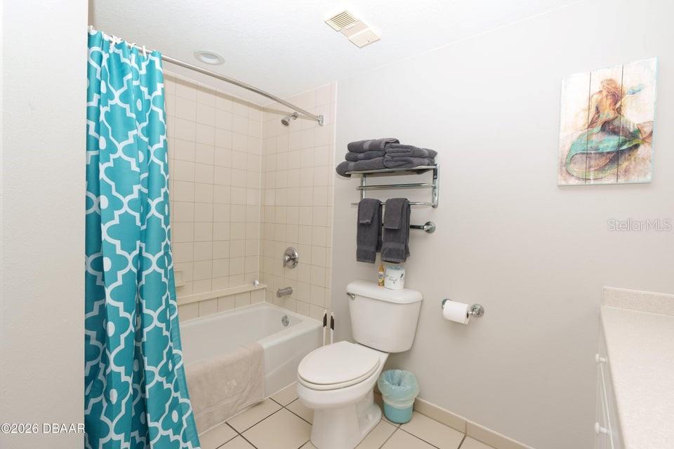 DAYTONA BEACH RESORT & CONF CENTER - Residential