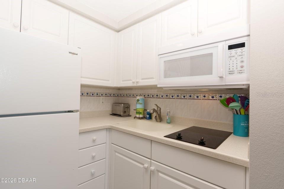 DAYTONA BEACH RESORT & CONF CENTER - Residential