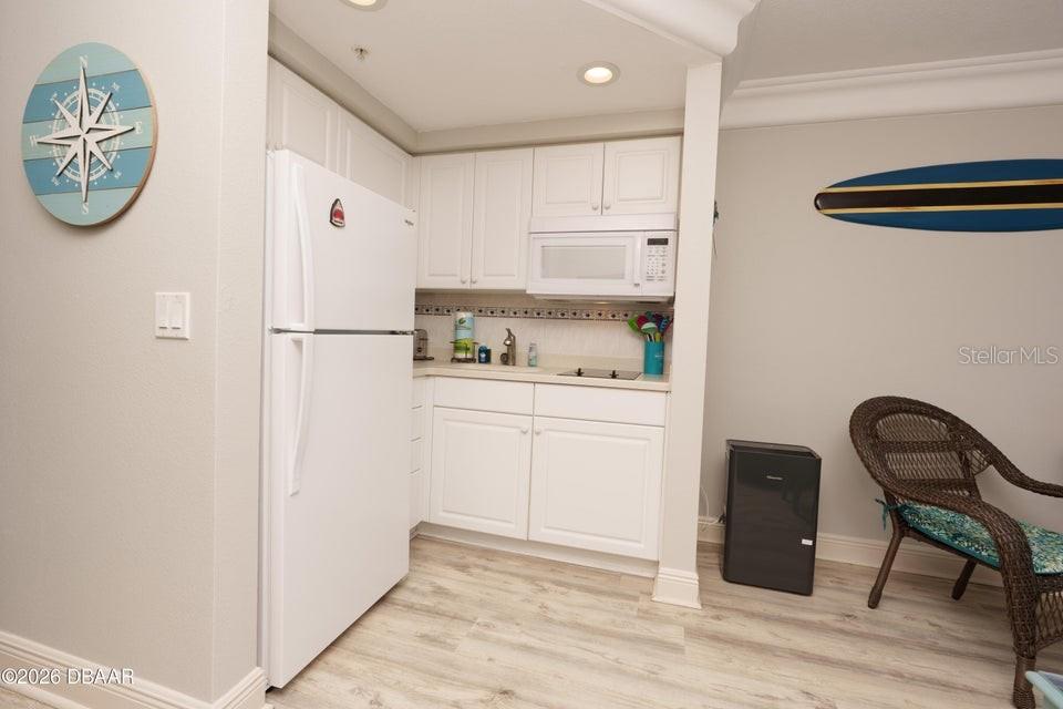 DAYTONA BEACH RESORT & CONF CENTER - Residential