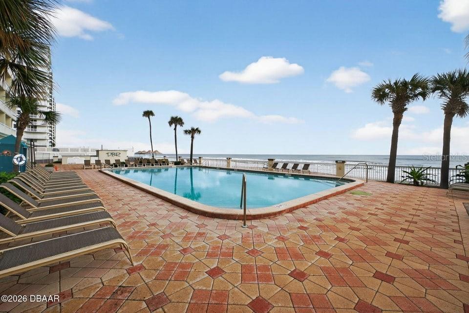 DAYTONA BEACH RESORT & CONF CENTER - Residential