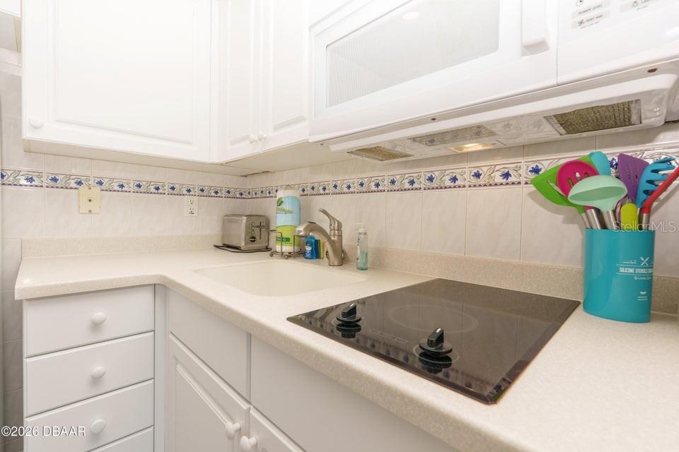 DAYTONA BEACH RESORT & CONF CENTER - Residential