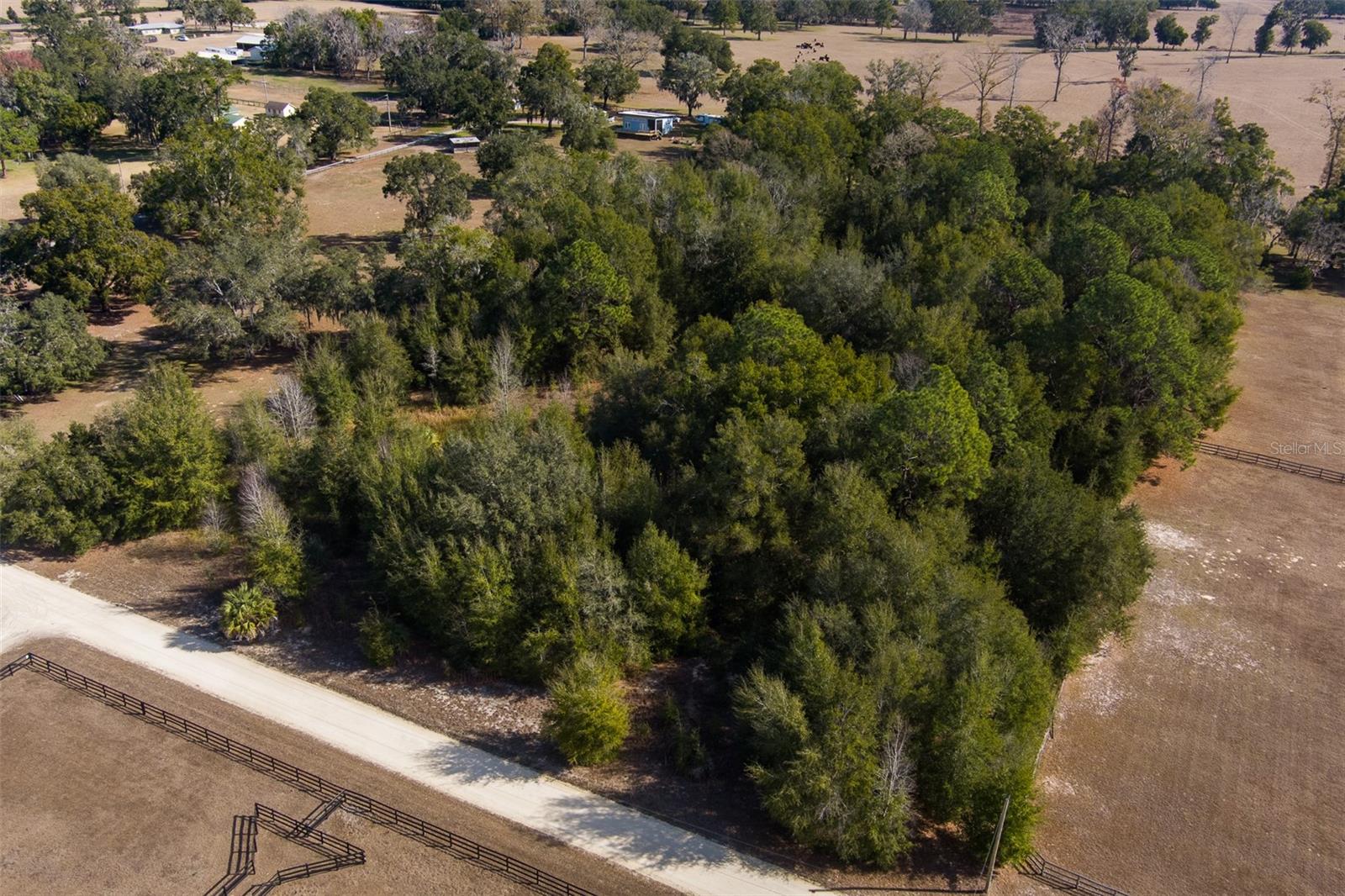 FANTASY FARM ESTATE - Land