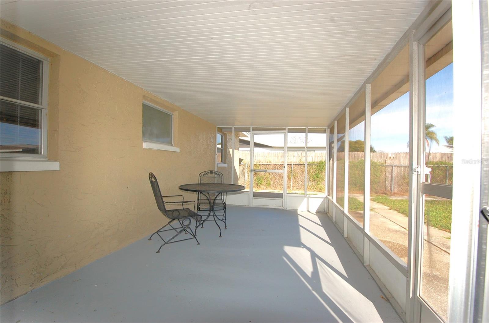 REGENCY PARK - Residential Lease