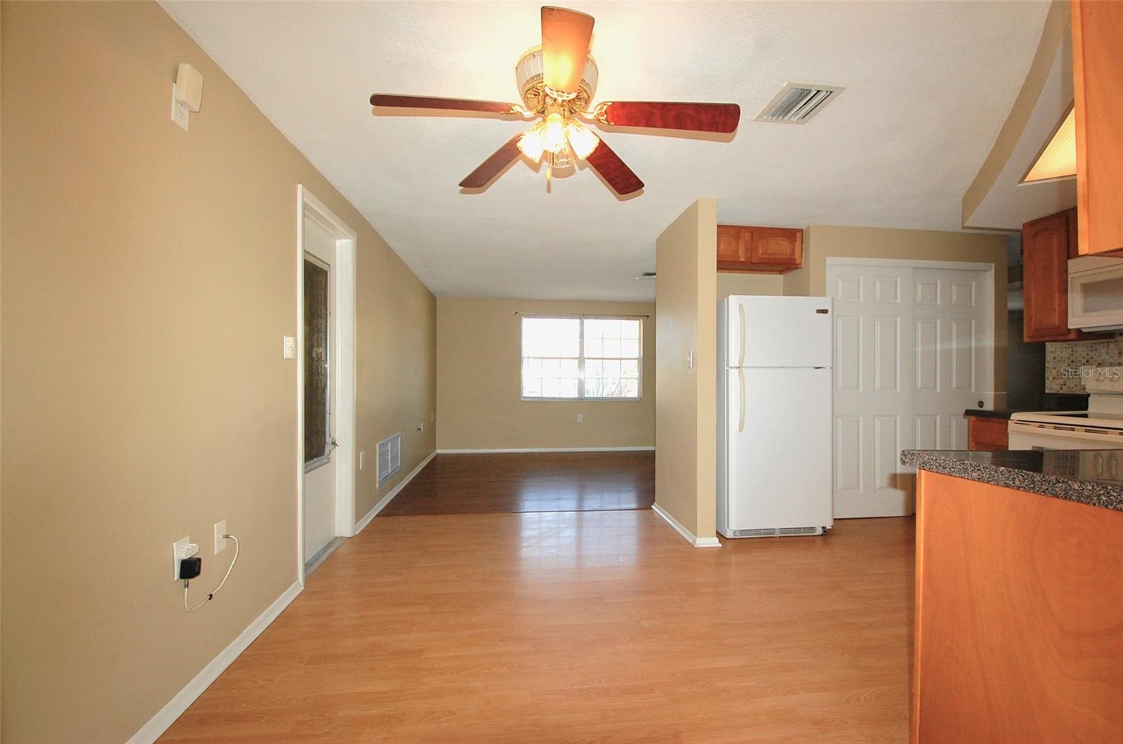 REGENCY PARK - Residential Lease