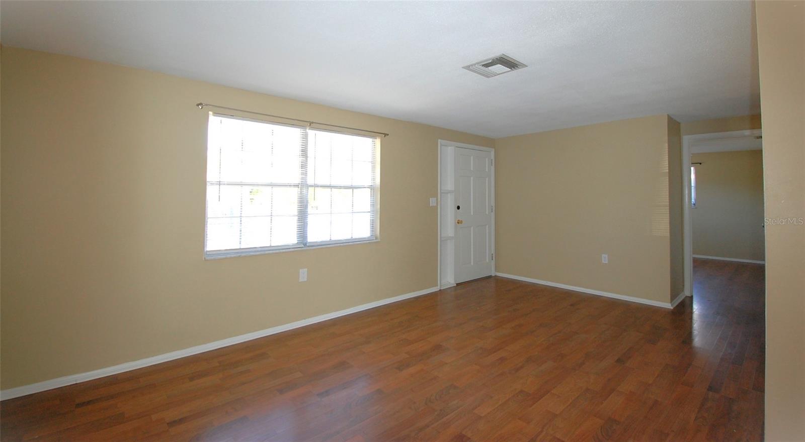 REGENCY PARK - Residential Lease