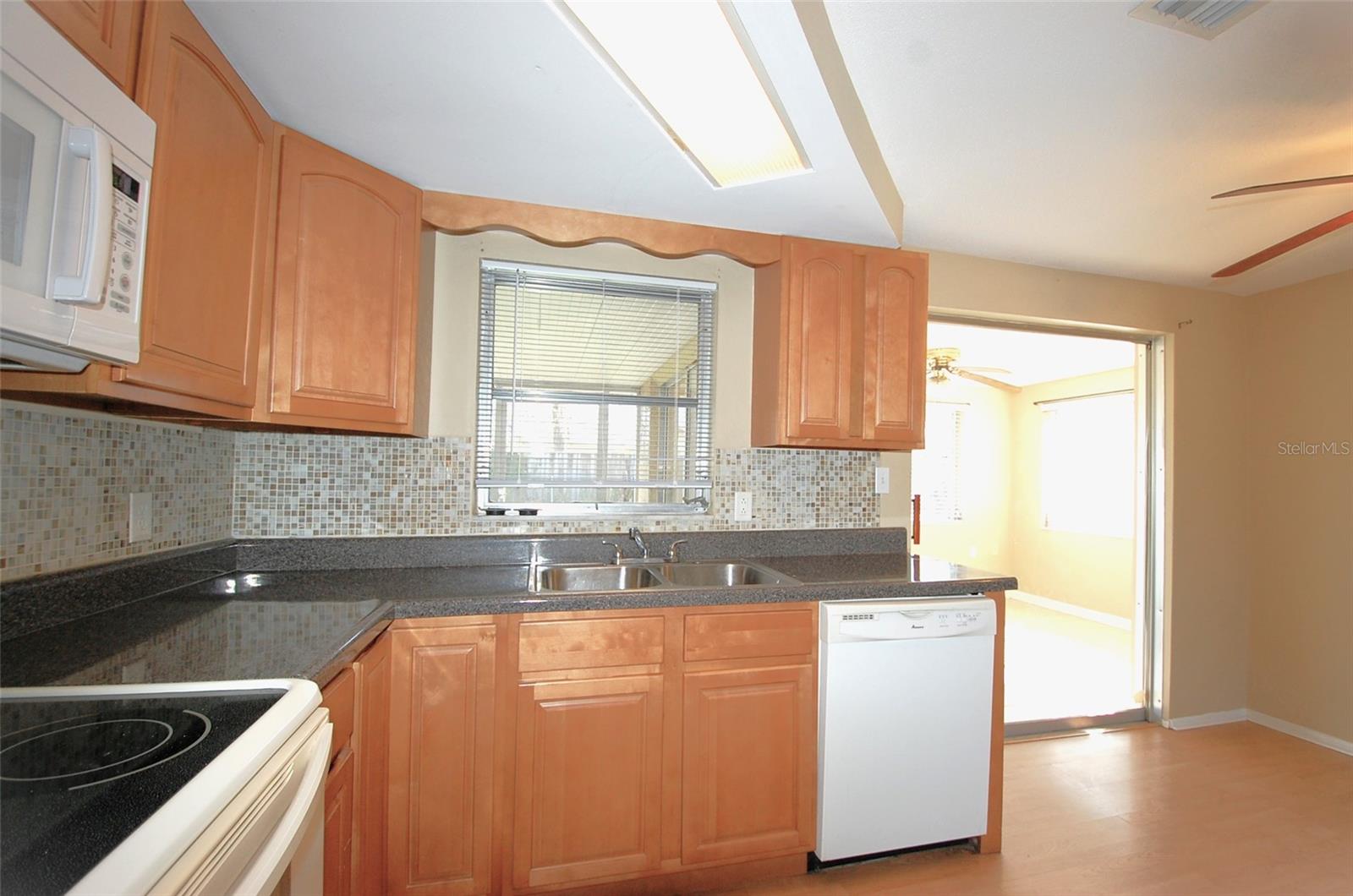 REGENCY PARK - Residential Lease