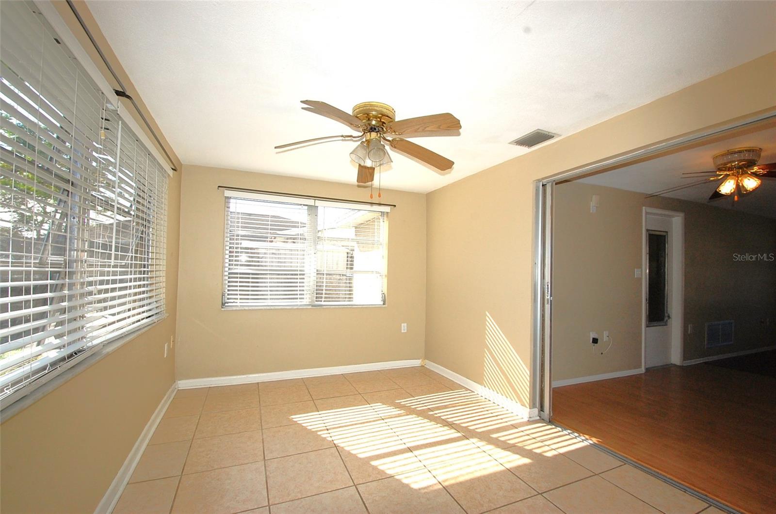 REGENCY PARK - Residential Lease