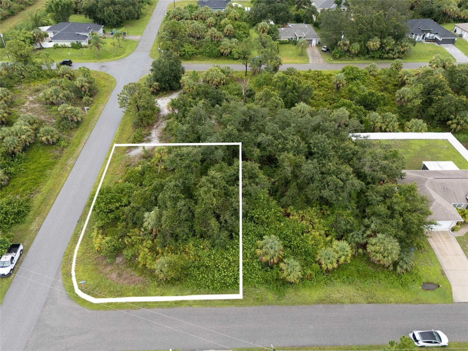 PORT CHARLOTTE SUB 37 - Land