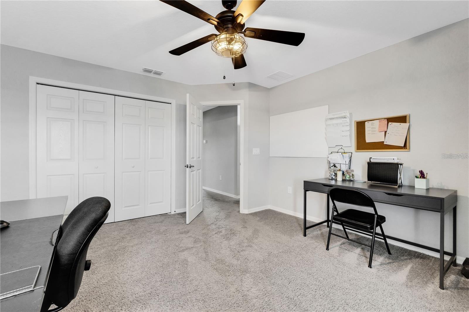 TOWNE PARK ESTATES - Residential Lease