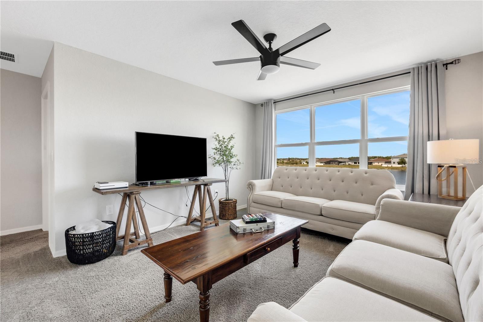 TOWNE PARK ESTATES - Residential Lease