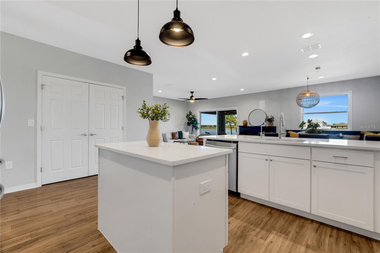 TOWNE PARK ESTATES - Residential Lease