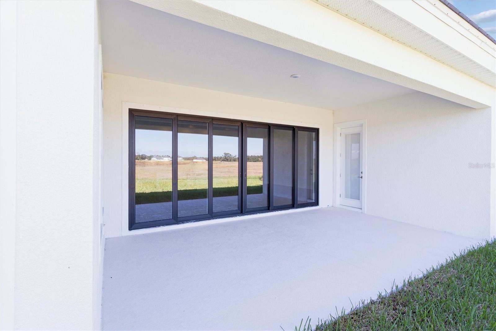 OAKFIELD TRAILS - Residential