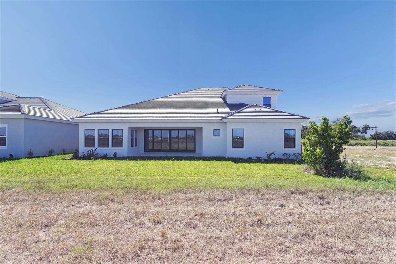 OAKFIELD TRAILS - Residential