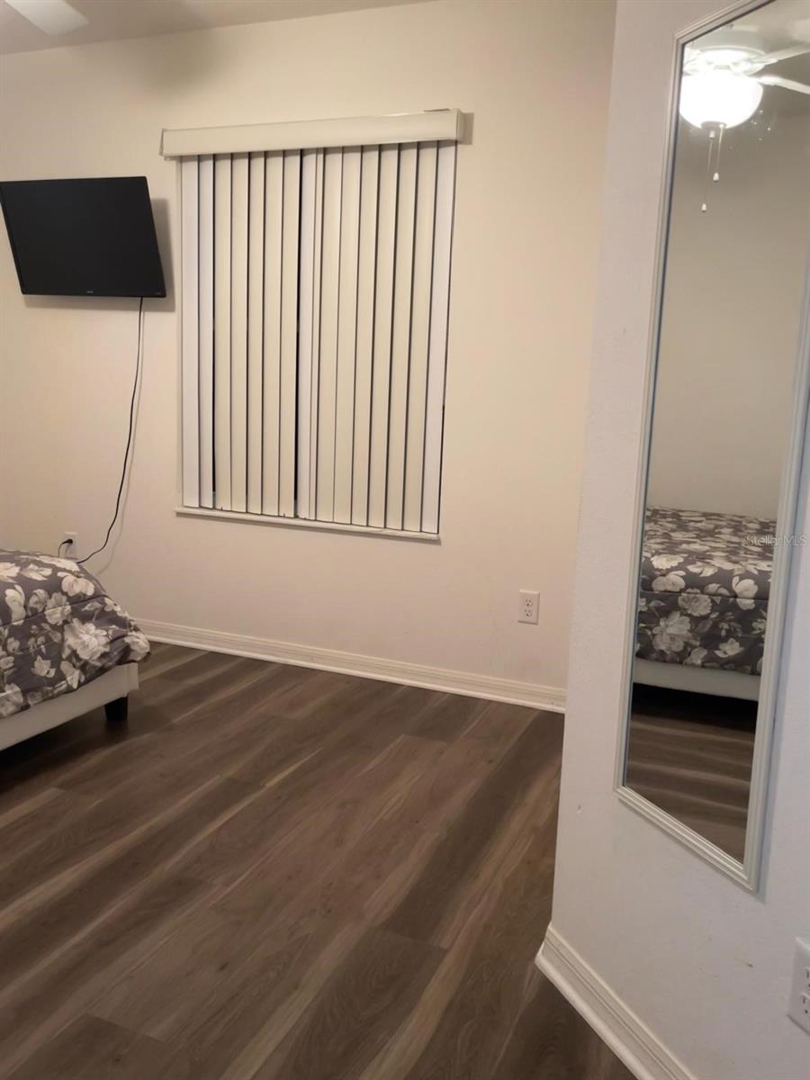 CRYSTAL COVE RESORT - Residential Lease