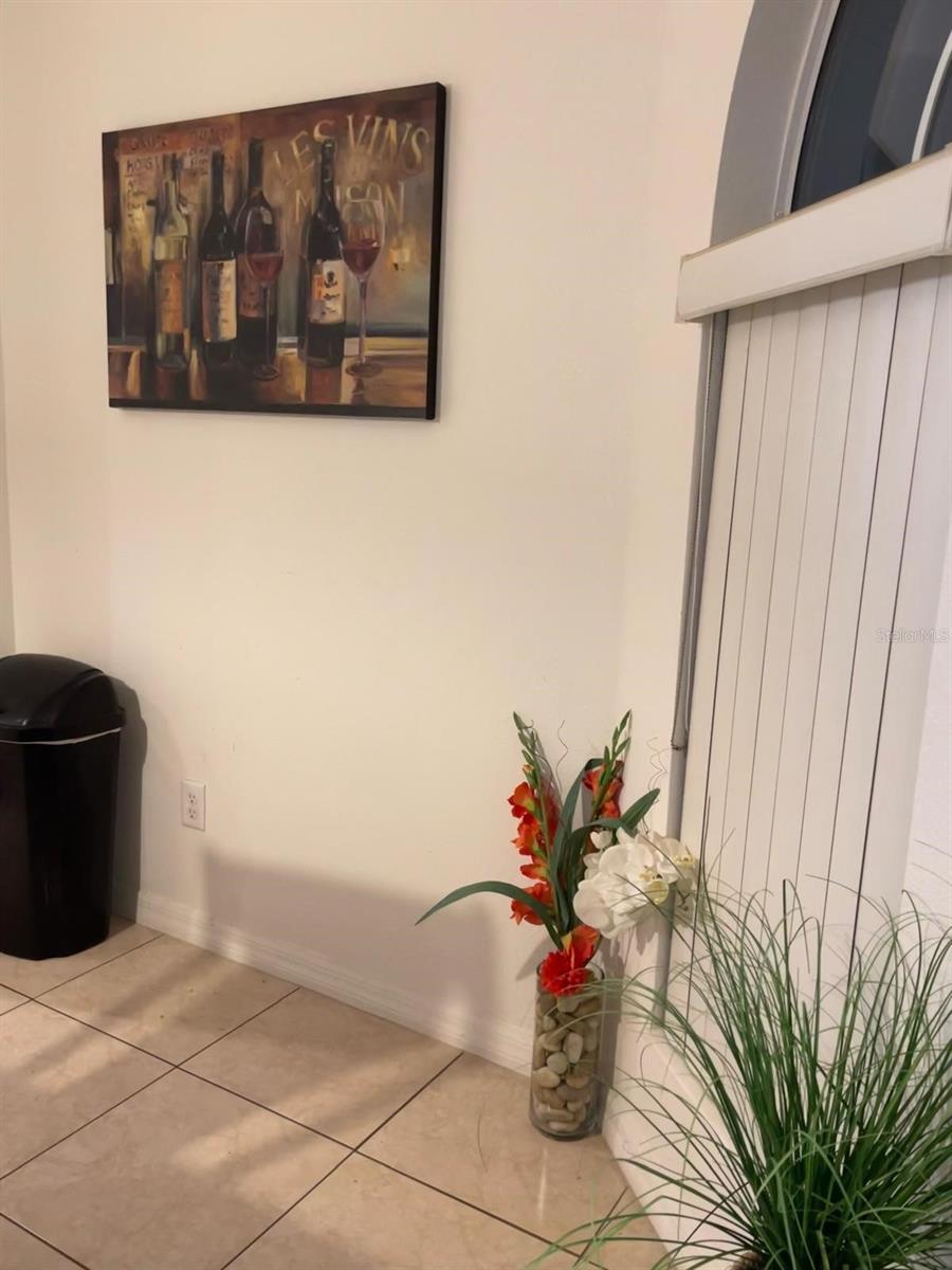 CRYSTAL COVE RESORT - Residential Lease