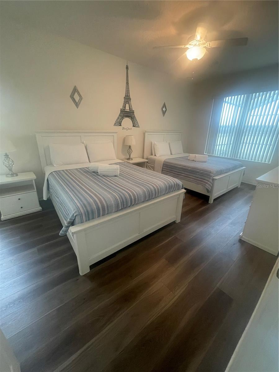 CRYSTAL COVE RESORT - Residential Lease