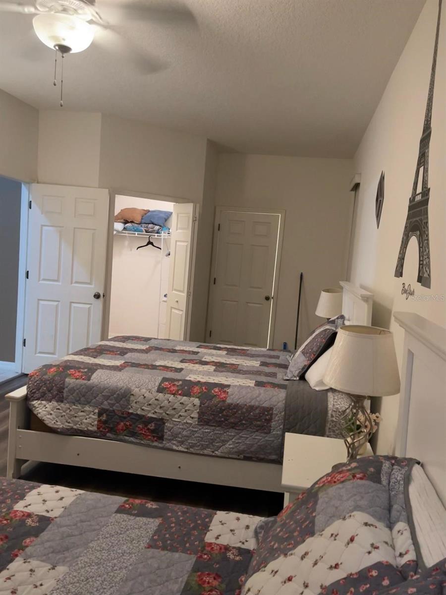 CRYSTAL COVE RESORT - Residential Lease