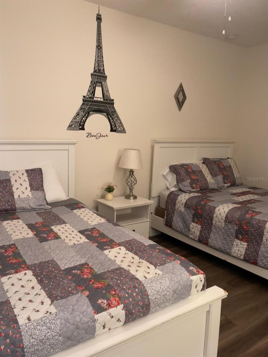 CRYSTAL COVE RESORT - Residential Lease