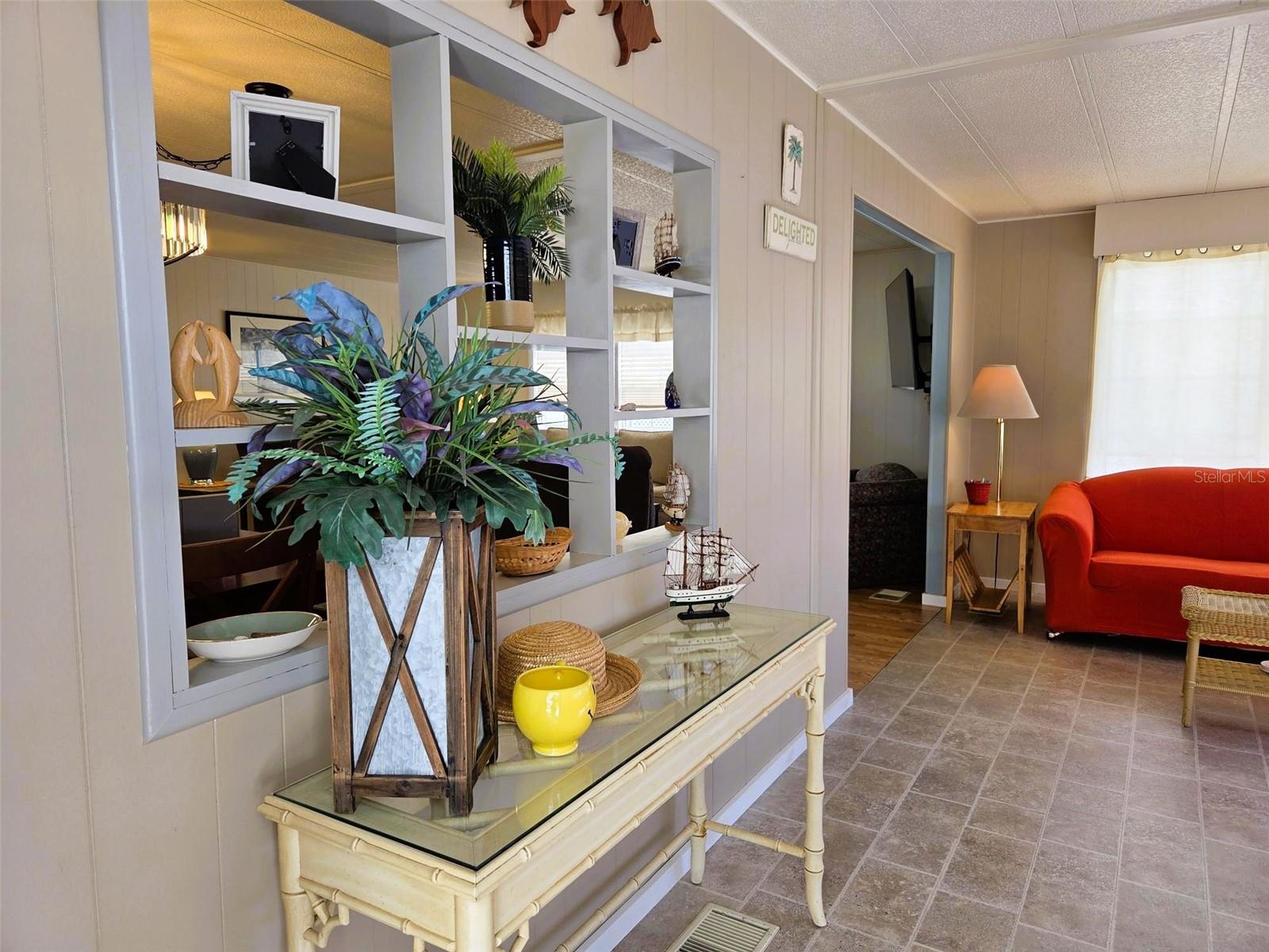 OAKWOOD MANOR - Residential