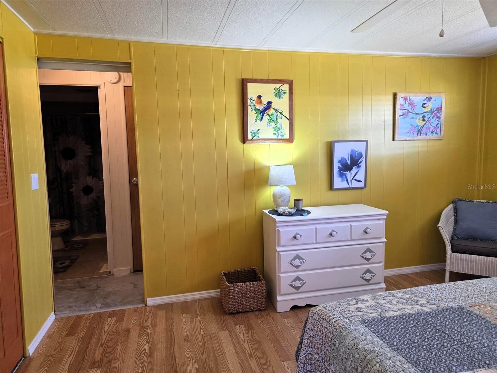 OAKWOOD MANOR - Residential