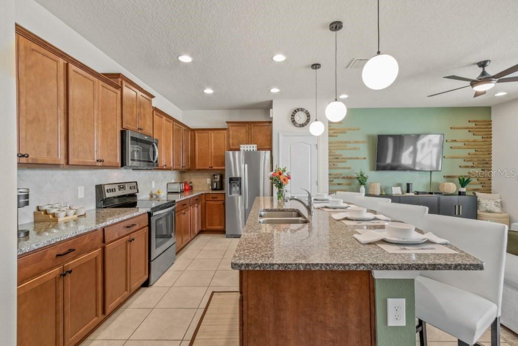 8838 GENEVE COURT