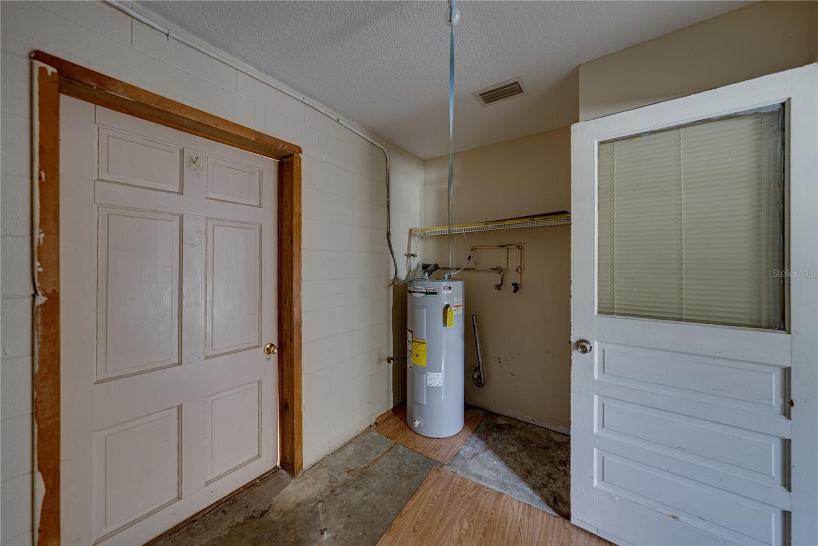 LAKE IDYLL ESTATES - Residential