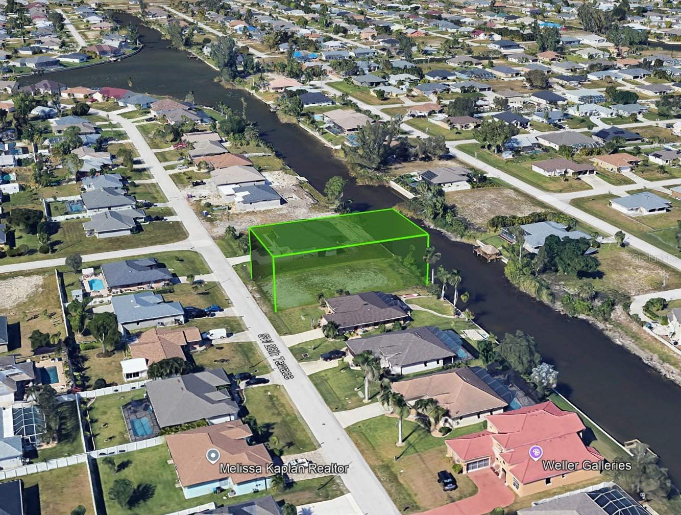CAPE CORAL - Land