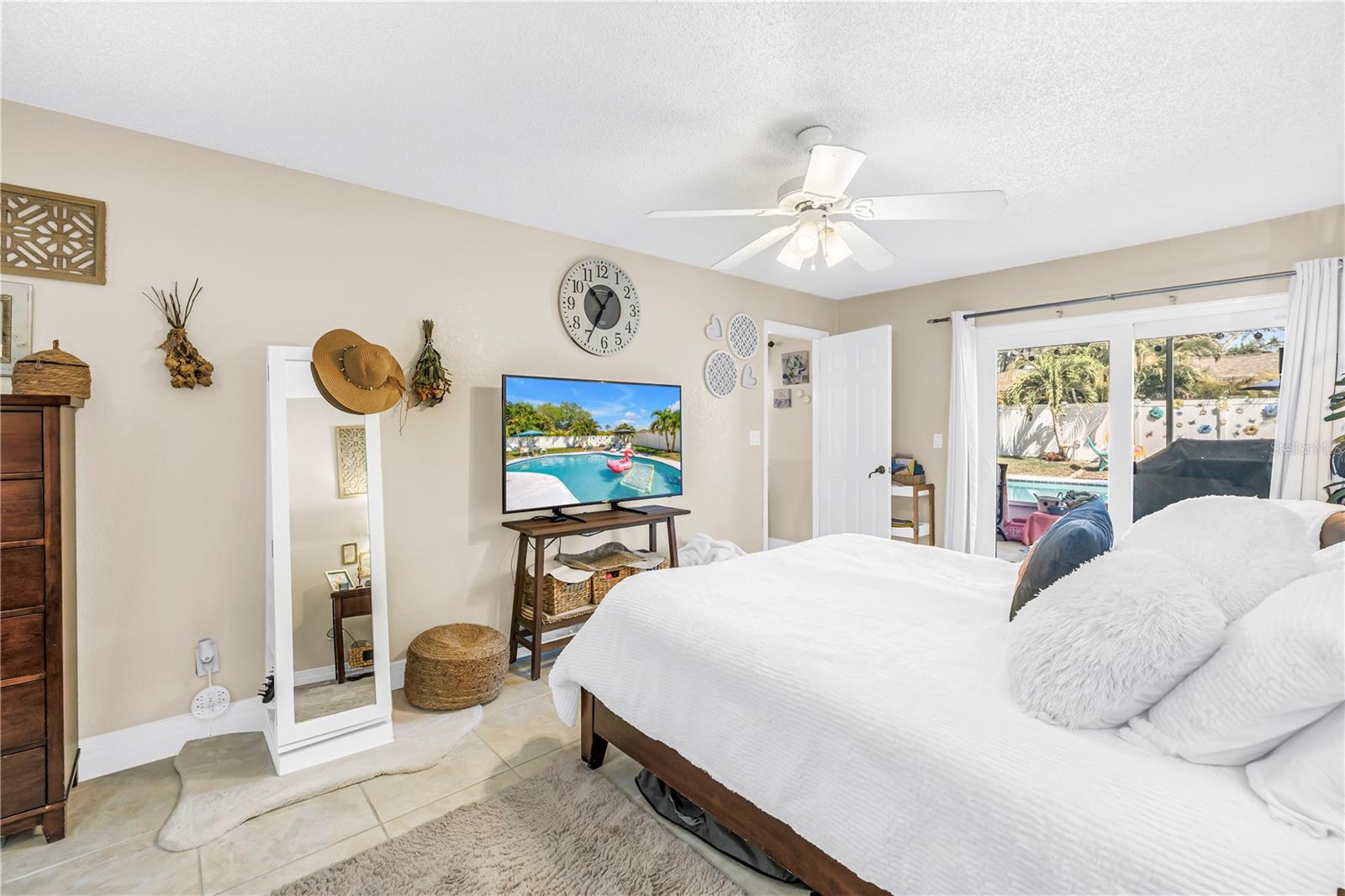 SEMINOLE WOODLANDS SIXTH ADD LOT 150 - Residential