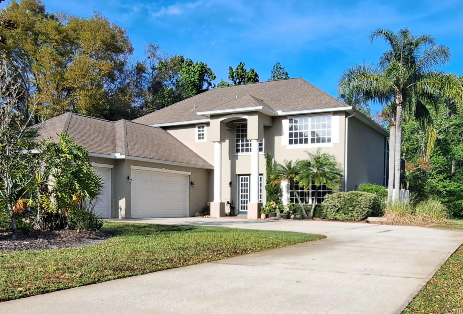 305 COUNTRY CIRCLE DRIVE E