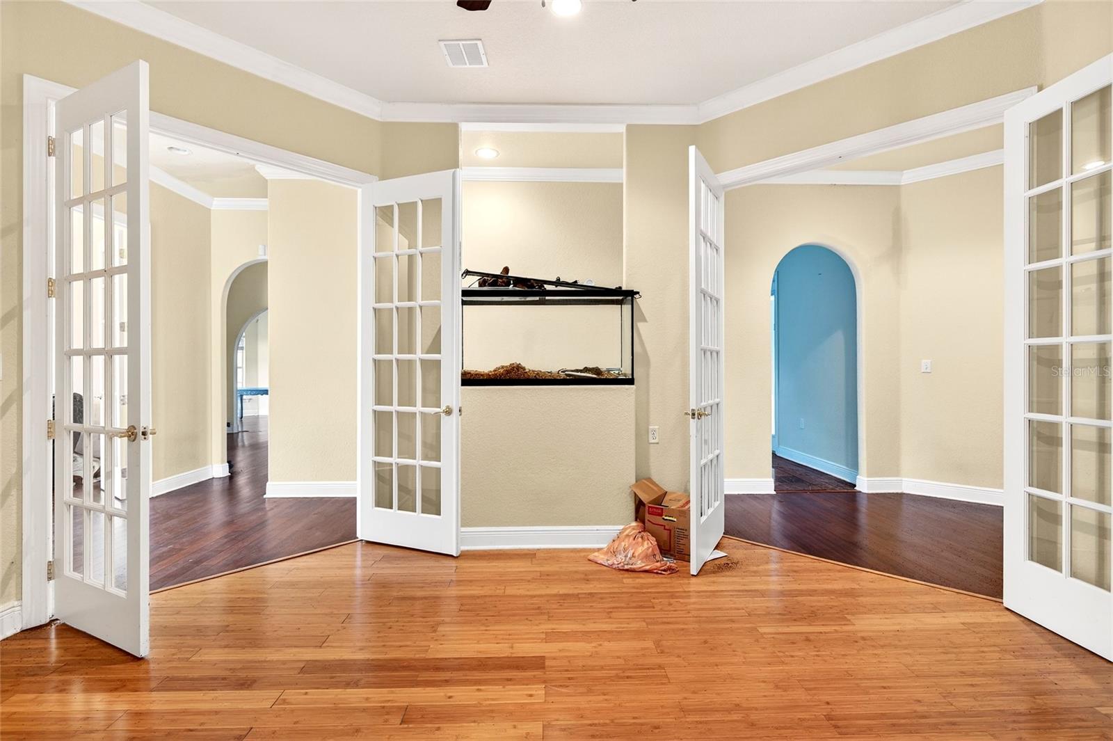 NON SUB ACERAGE - Residential