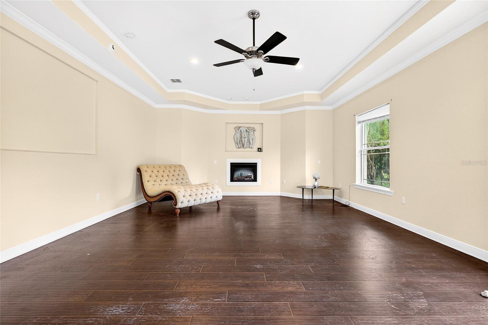 NON SUB ACERAGE - Residential