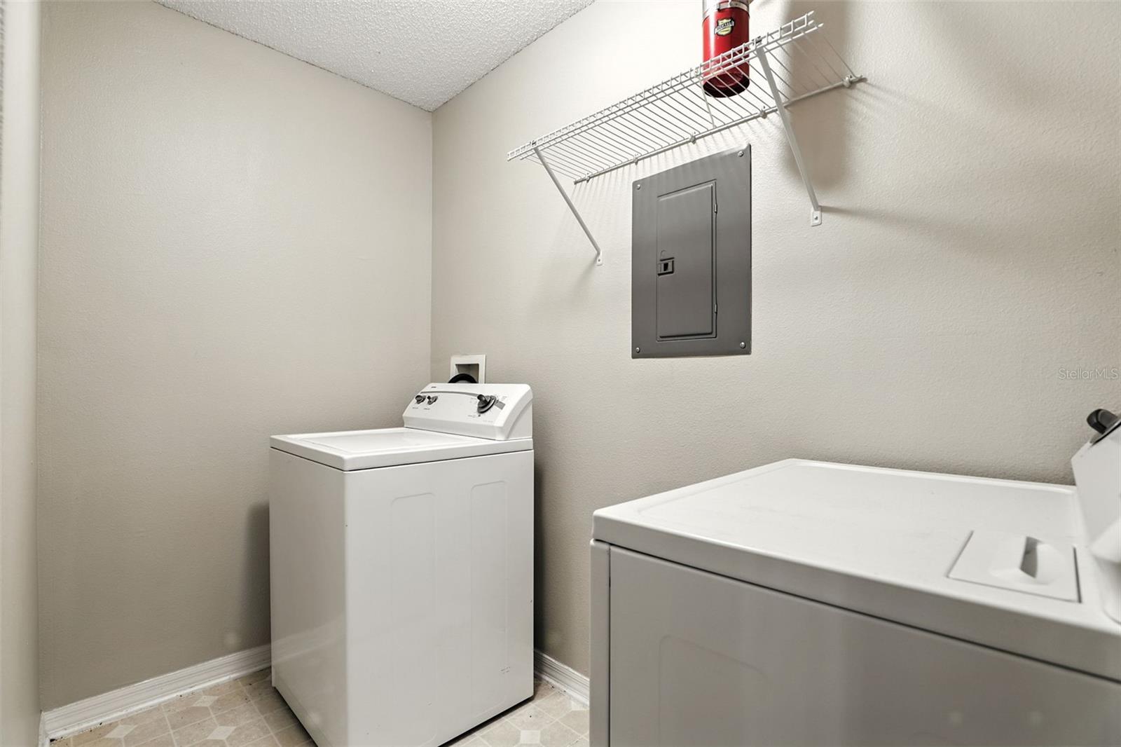 VILLAS AT LAKESIDE A CONDO - Residential