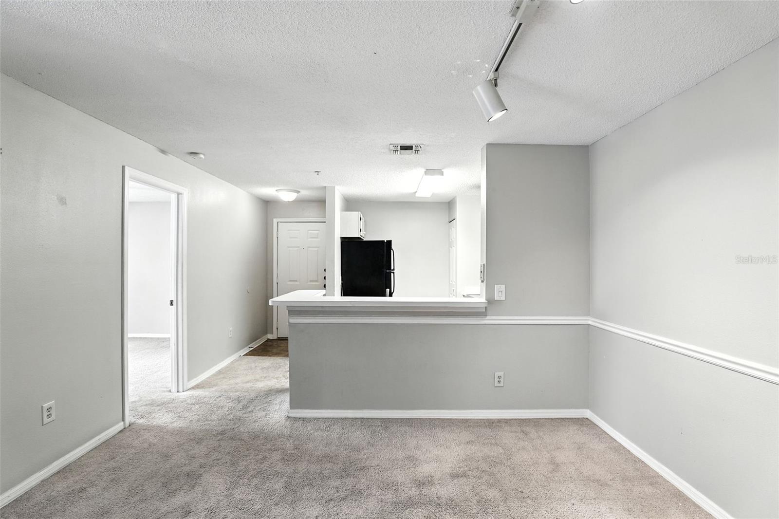 VILLAS AT LAKESIDE A CONDO - Residential