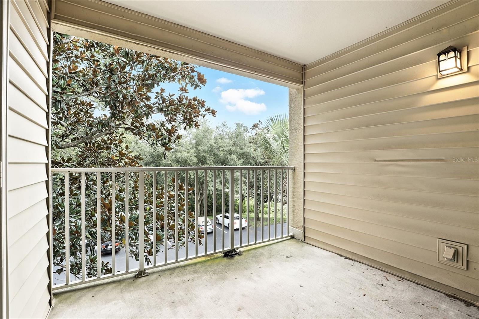 VILLAS AT LAKESIDE A CONDO - Residential