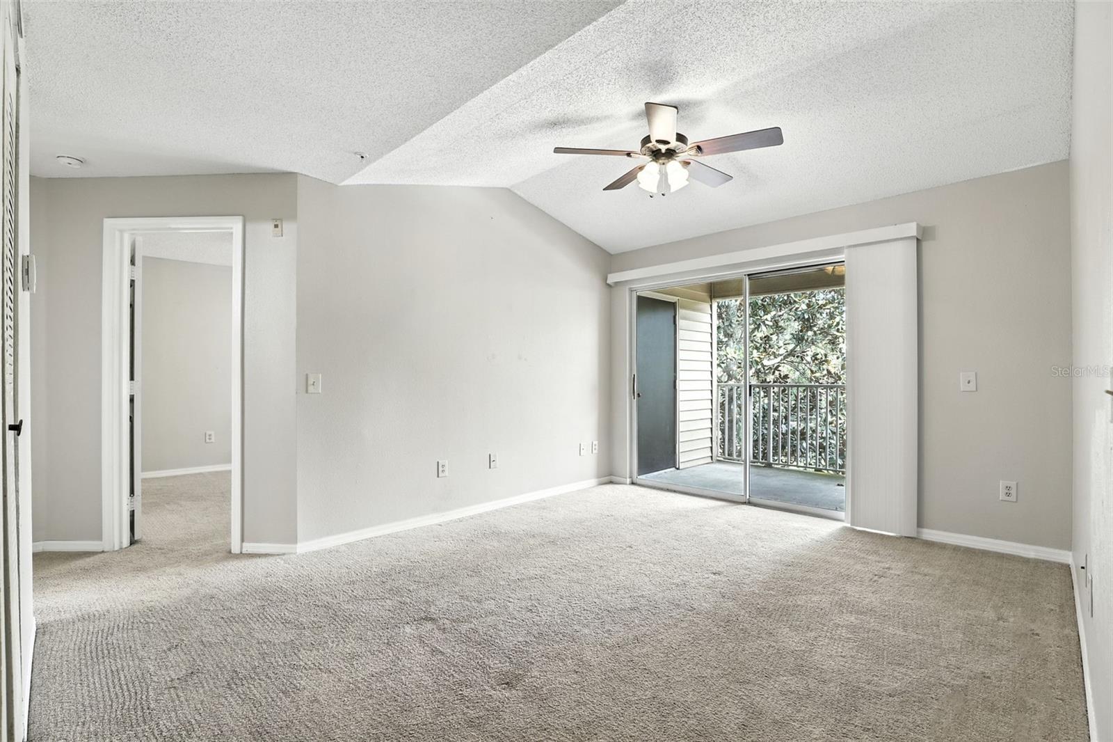 VILLAS AT LAKESIDE A CONDO - Residential