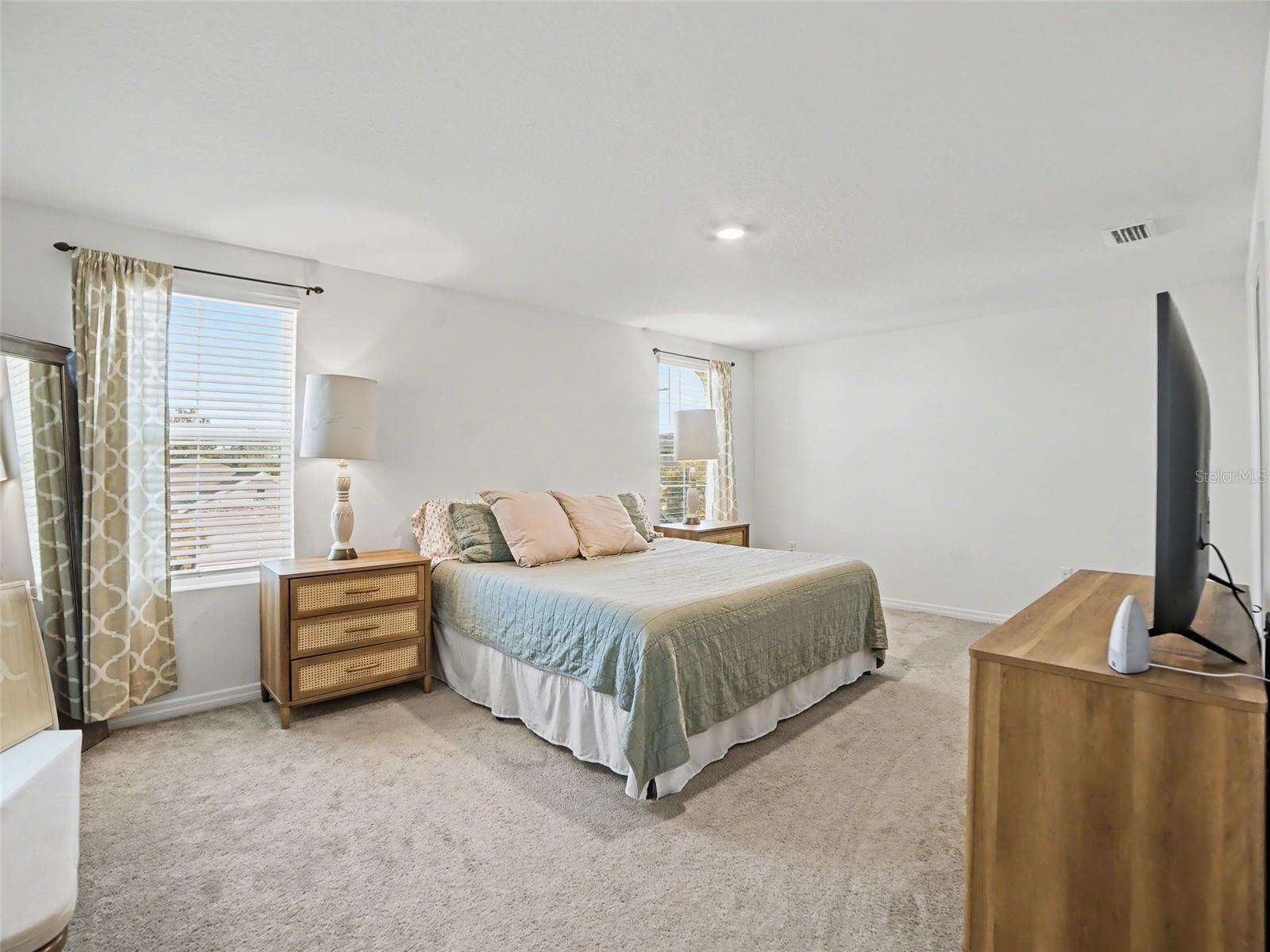 RIDGEWOOD - Residential