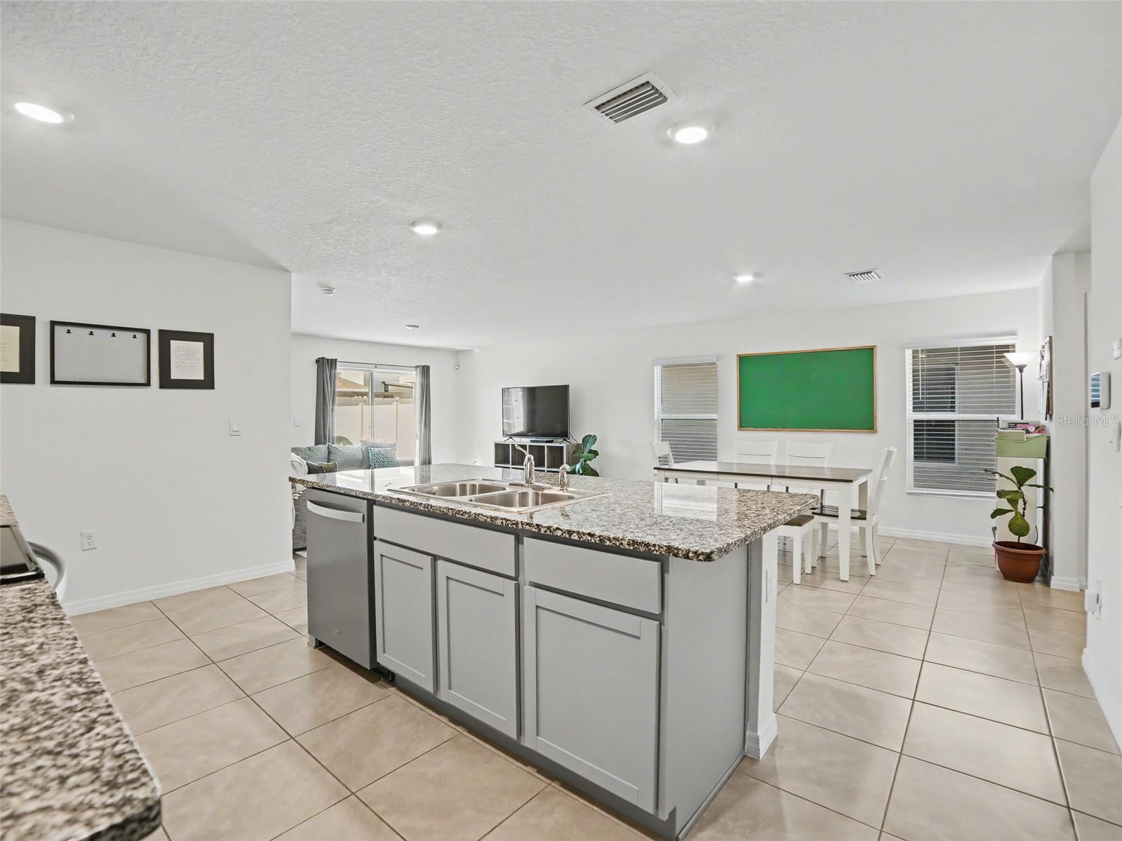 RIDGEWOOD - Residential